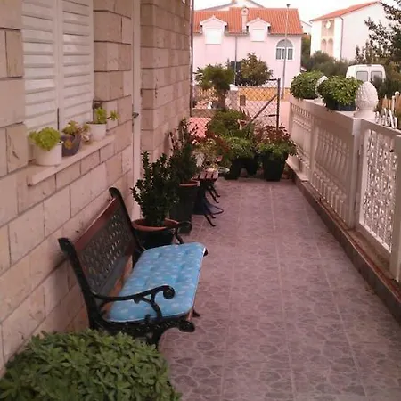Apartment Janja Zubonja
