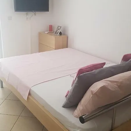 Janja Zubonja Apartamento